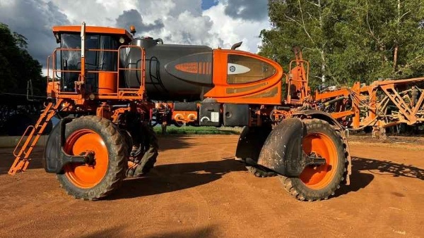 Pulverizador Autopropelido Jacto Uniport 4530 ano 2019