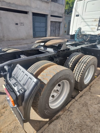 Caminhão Scania 124  G   420 ano 2000