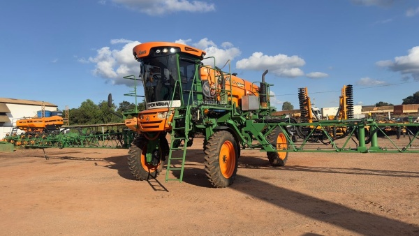 Pulverizador Autopropelido Stara imperador 2650 ano 2014