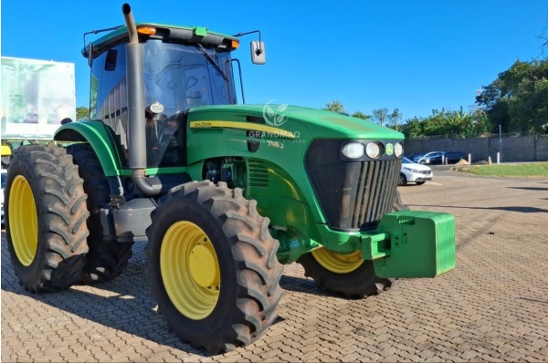 Trator John Deere 7195J ano 2016