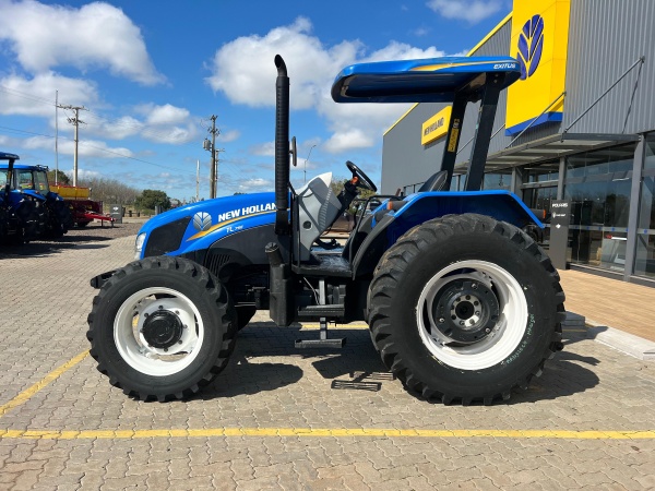 Trator New Holland TL 75E ano 2017