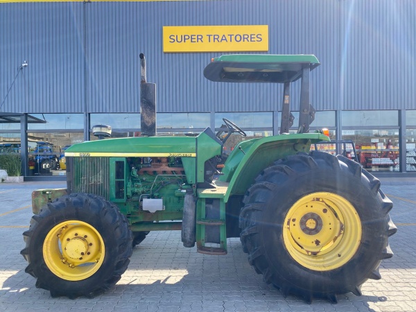 Trator John Deere 6603 ano 2012 - 6603 - Máquinas Agrícolas