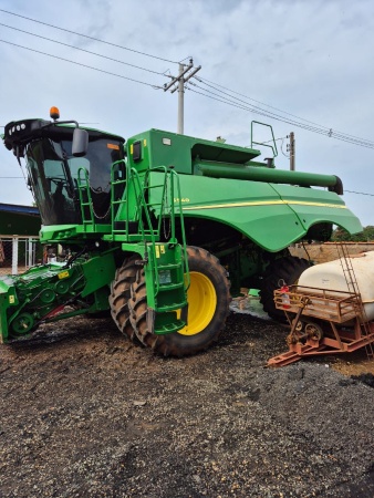 Colheitadeira John Deere S540 ano 2016