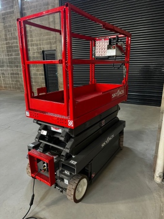 Plataforma SKYJACK SJ3219 ano 2013