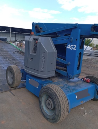 Plataforma Genie  Z 34/22JDC ano 2008
