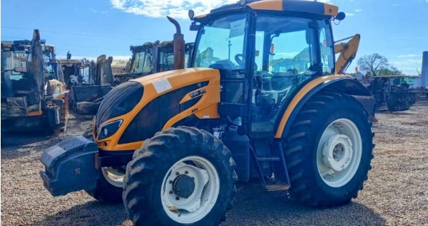 Trator Valtra A104 ano 2021