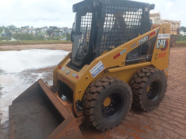 Mini Carregadeira Caterpillar 226B ano 2020