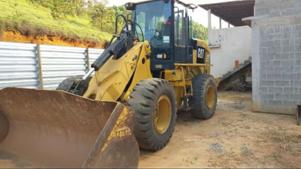 Pá Carregadeira Caterpillar 924 ano 2007