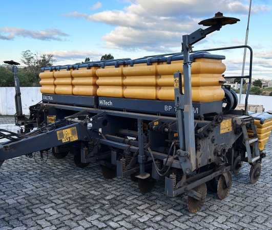 Plantadeira Valtra BP 1106M ano 2015