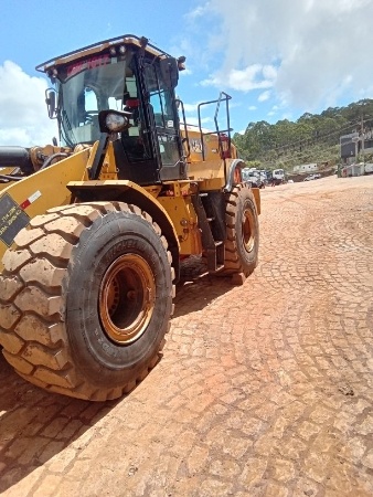 Pá Carregadeira Caterpillar 966 ano 2022