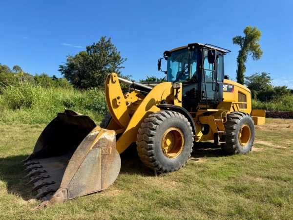 Pá Carregadeira Caterpillar 938K ano 2018