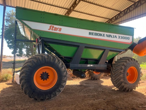 Carreta Graneleira Stara Ninja 33000 ano 2018