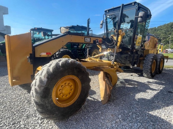 Motoniveladora Caterpillar 120 ano 2019