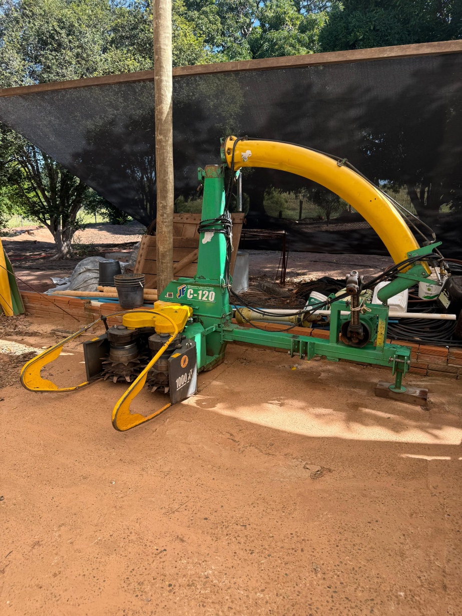 Colhedora de Forragem JF C120 ano 2018 2018, Comprar, SP, JM Tratores  Adamantina/SP, Usado - Popagro