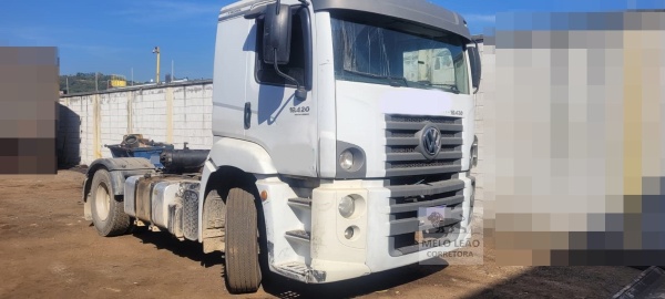 Caminhão Volkswagen 19.420 ano 2014