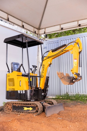 Mini Escavadeira Vuze X15H ano 2025