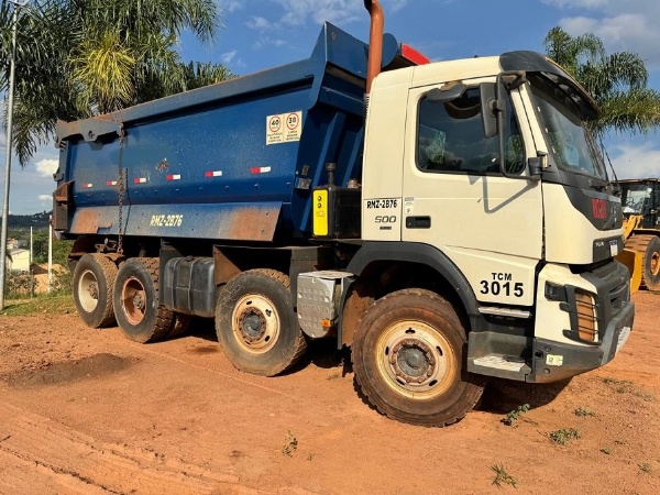 Caminhão Volvo FMX 500 ano 2021