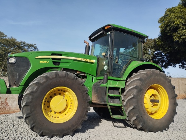 Pulverizador Autopropelido Stara IMPERADOR 3100 ano 2011