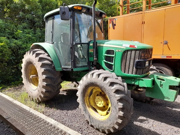 Trator John Deere 6110 ano 2014 - 6110 - Máquinas Agrícolas