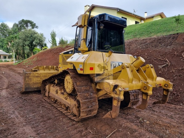 Trator de Esteira Caterpillar D6T XL ano 2015