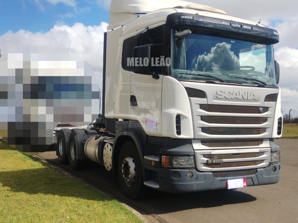 Caminhão Scania R 400 ano 2013