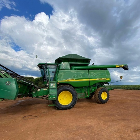 Colheitadeira John Deere STS 9750 ano 2004