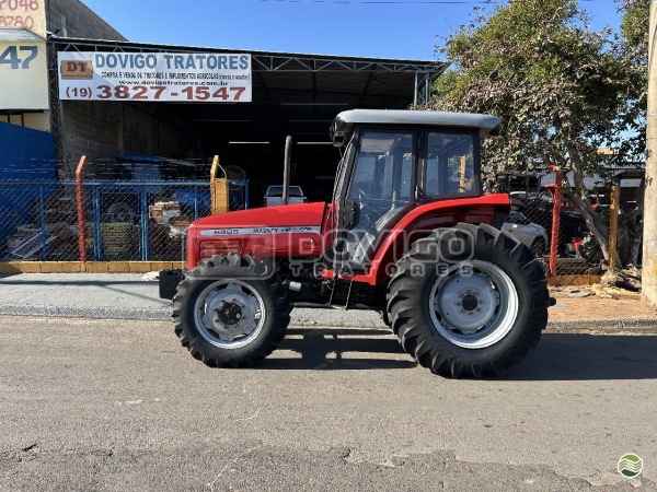 Trator Massey Ferguson MF 5285 ano 2004