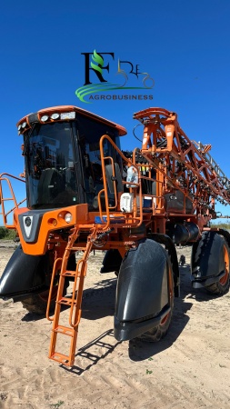 Pulverizador Autopropelido Jacto uniport 2500 ano 2014