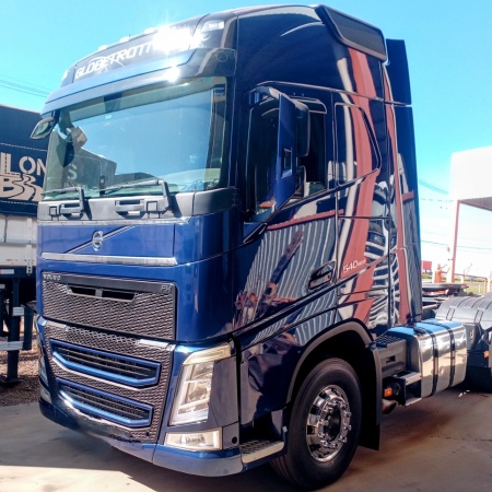 Caminhão Volvo FH 540 ano 2018