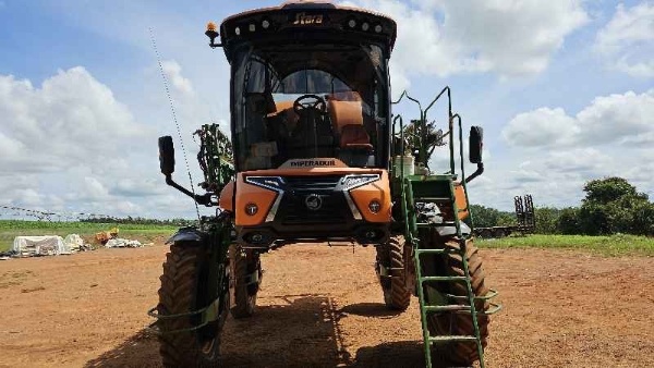 Pulverizador Autopropelido Stara Imperador 4000 ano 2019