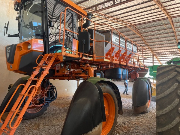 Pulverizador Autopropelido Jacto 5030 NPK ano 2019