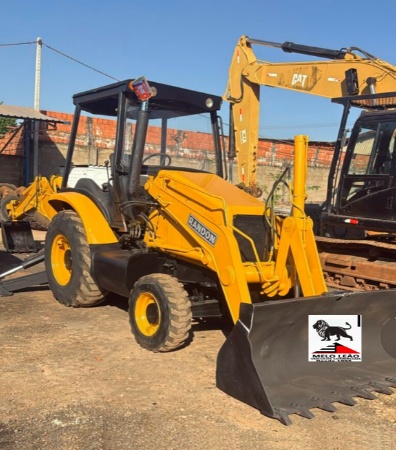 Retroescavadeira Randon RD406 ano 2013 - RD406 - Máquinas de Linha Amarela