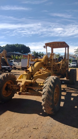 Motoniveladora Caterpillar 120B