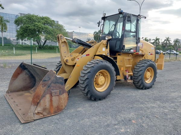 Pá Carregadeira Caterpillar 920K ano 2020