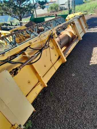 Plataforma New Holland 15 Pés ano 2004