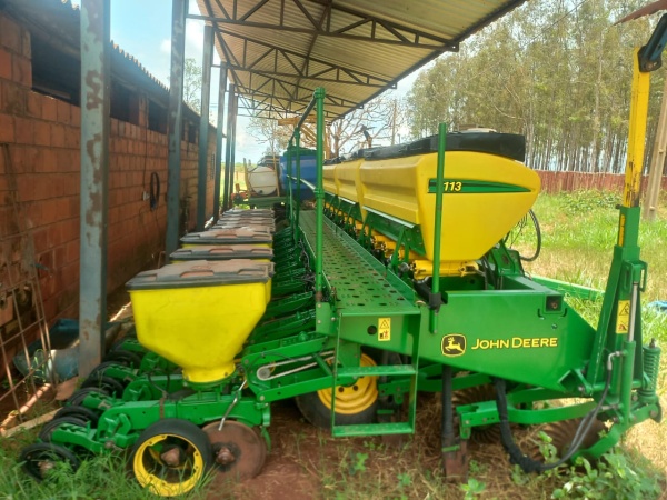 Plantadeira John Deere 1113 ano 2021