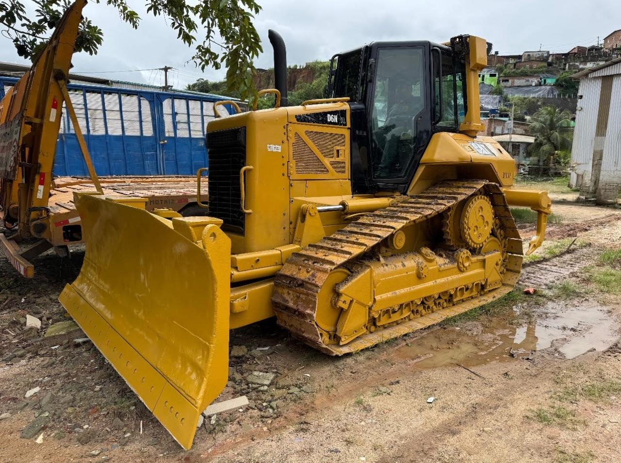 Trator de Esteira Caterpillar D6N XL ano 2013