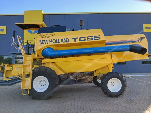 Colheitadeira New Holland TC 55 Arrozeira ano 2003