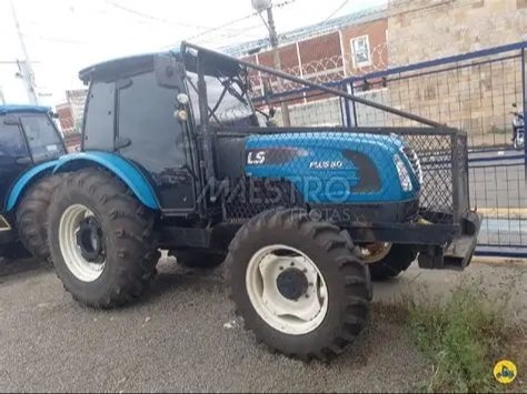 Trator LS Tractor Plus 80 Cabinado ano 2023