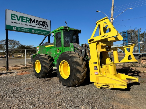 Feller Buncher John Deere 643L-II ano 2020