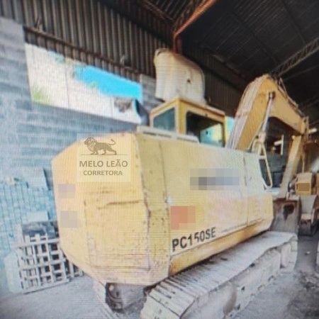 Escavadeira Komatsu PC 150 ano 1995