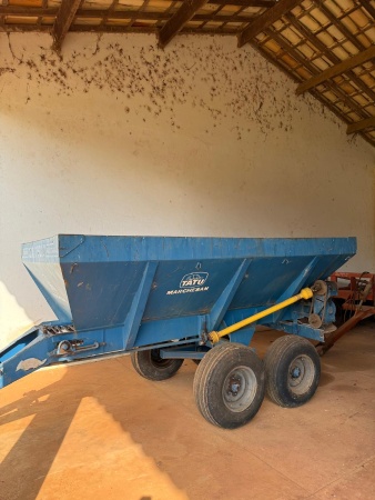 Distribuidor Tatu Marchesan DCA 7500 ano 2000