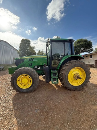 Trator John Deere 6150M ano 2020