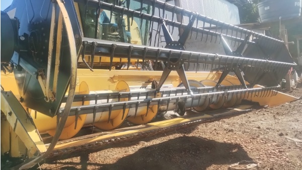 Outros implementos agrícolas New Holland Plataforma New Holland ano 2018