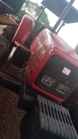 Trator Massey Ferguson MF 5320 ano 2004 - MF 5320 - Máquinas Agrícolas