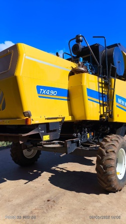 Colheitadeira New Holland TX4.90 ano 2021