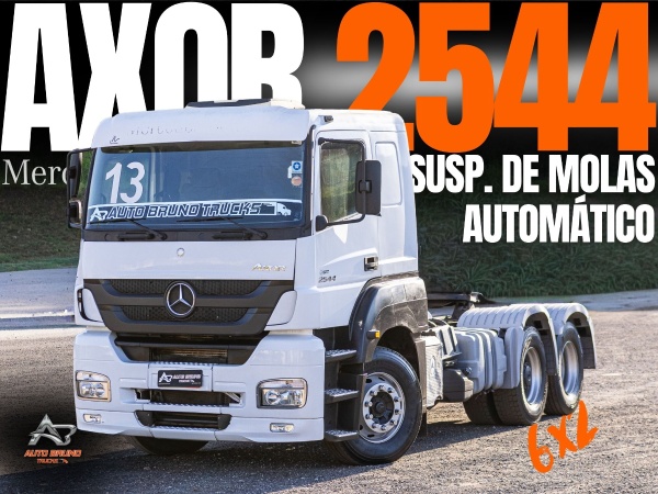 Caminhão Mercedes Benz Axor 2544 ano 2013