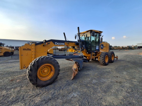 Motoniveladora John Deere 620G ano 2023