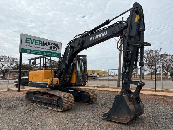Escavadeira Hyundai R180LC-9 ano 2024