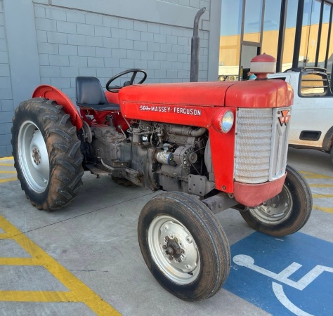 Trator Massey Ferguson 50X ano 1973
